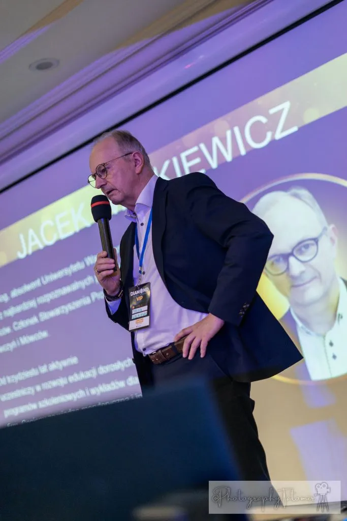 Wystąpienie na scenie podczas konferencji Diamond Property Network